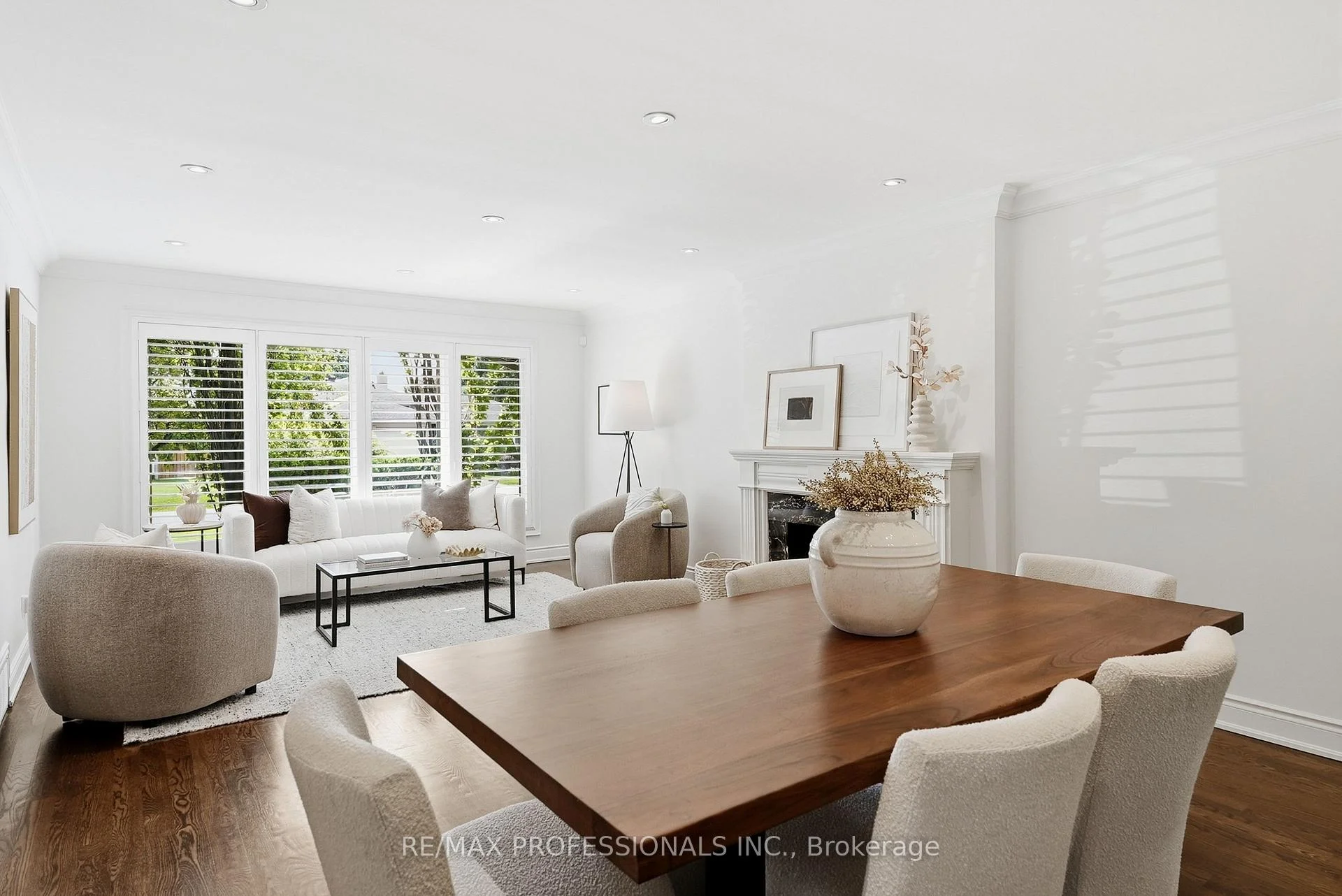 Photo 18 of 61 Abilene Drive, Etobicoke, Princess-Rosethorn — HOMEH