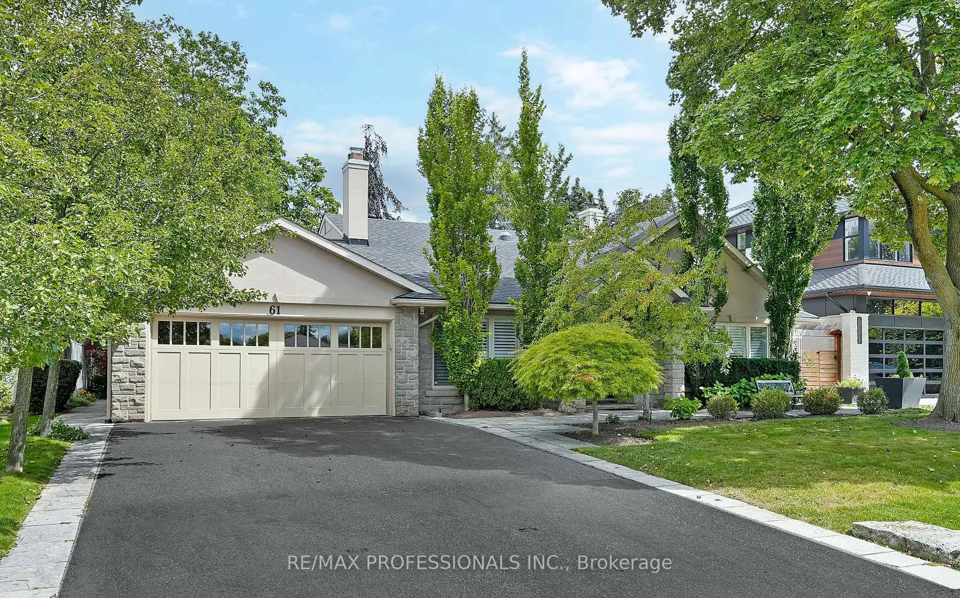 Photo 59 of 61 Abilene Drive, Etobicoke, Princess-Rosethorn — HOMEH
