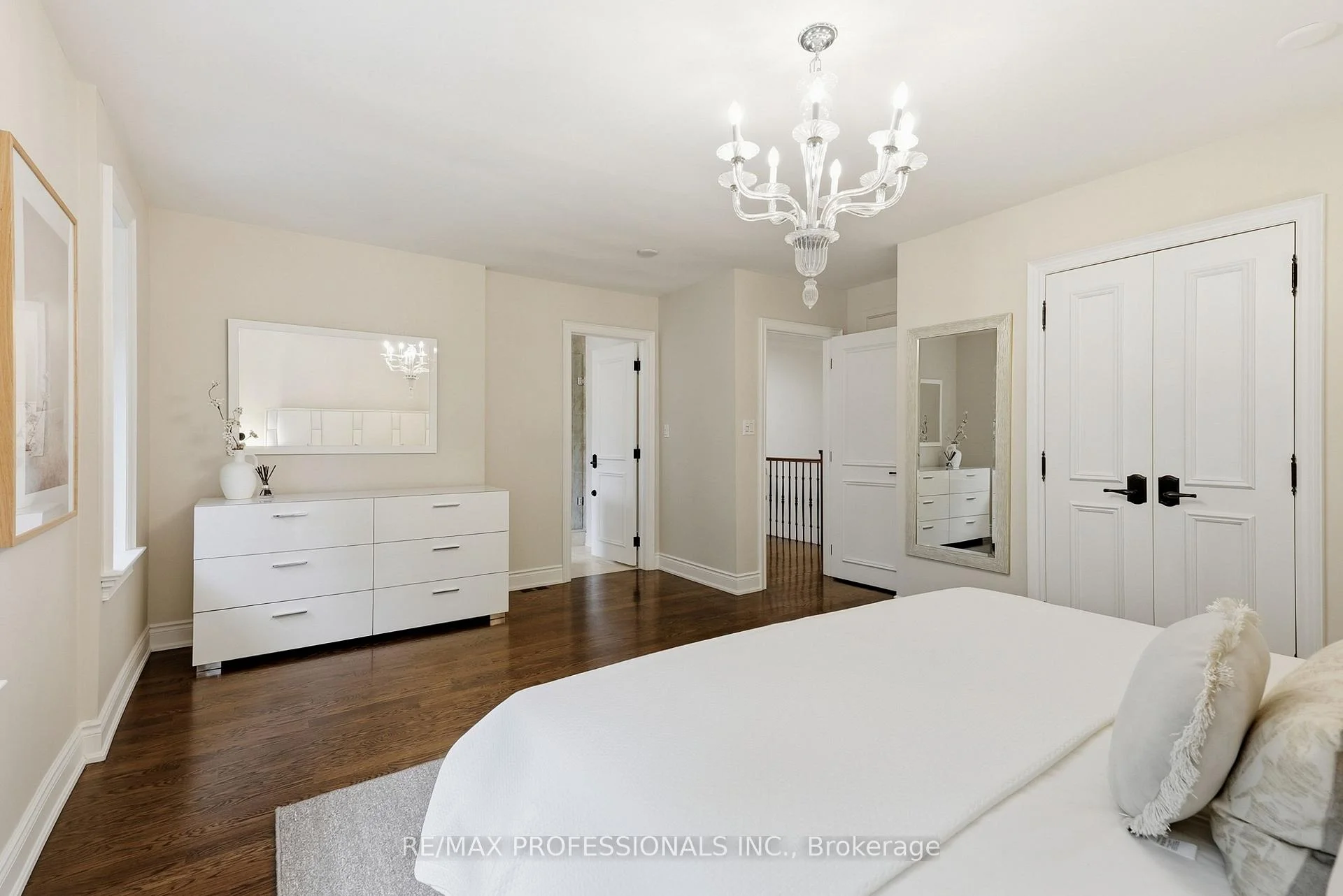 Photo 63 of 61 Abilene Drive, Etobicoke, Princess-Rosethorn — HOMEH