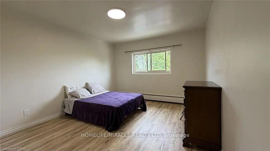 Photo 10 of Unit 202, 206 Indian Road, Kitchener, Grand River North — HOMEH