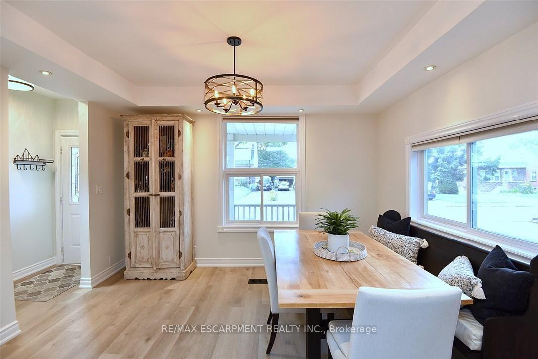 Photo 9 of 191 Bell Avenue, Hamilton, Bartonville — HOMEH