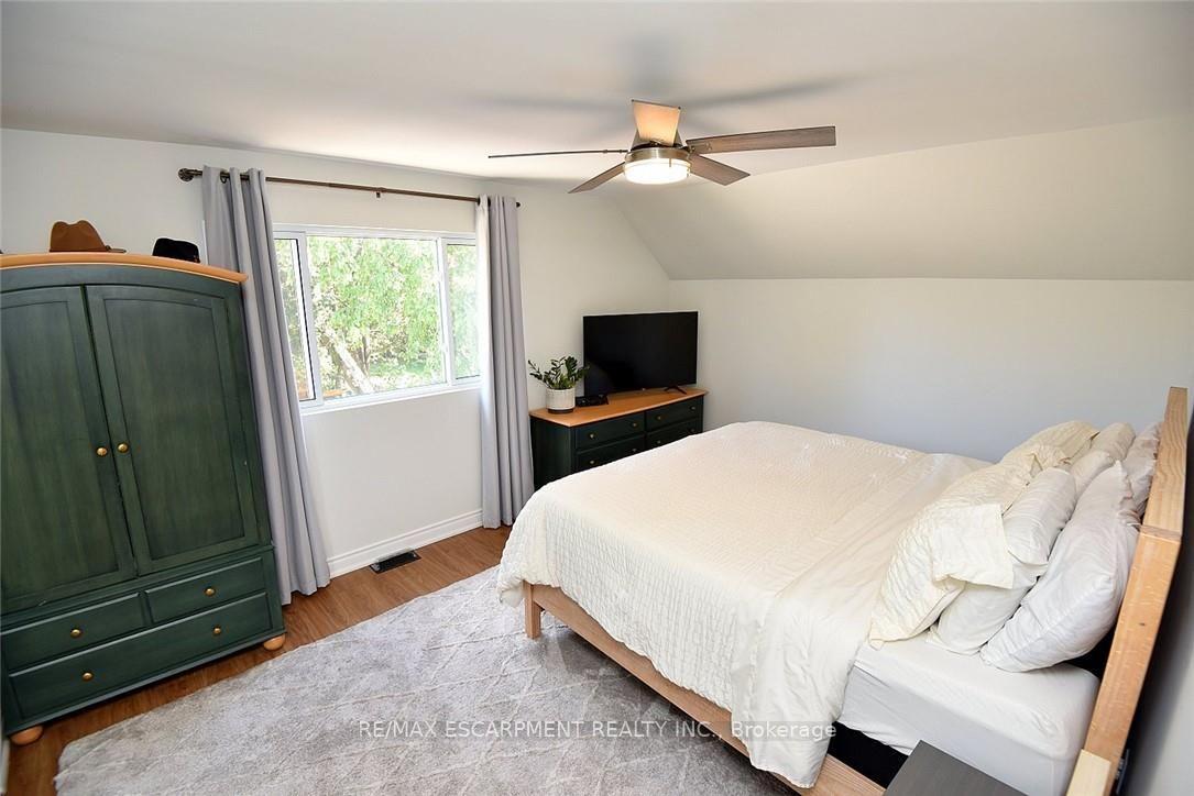 Photo 23 of 191 Bell Avenue, Hamilton, Bartonville — HOMEH