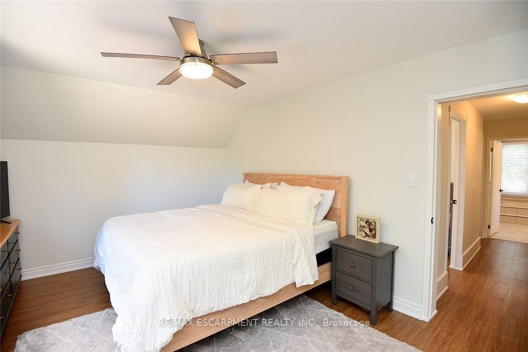 Photo 24 of 191 Bell Avenue, Hamilton, Bartonville — HOMEH