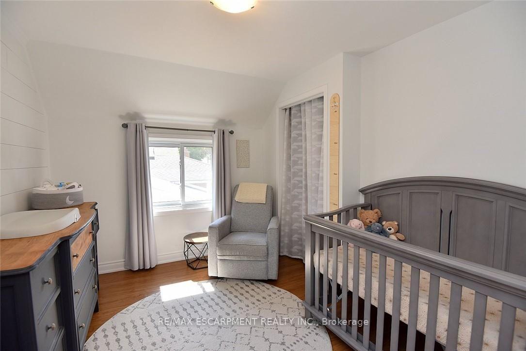 Photo 25 of 191 Bell Avenue, Hamilton, Bartonville — HOMEH