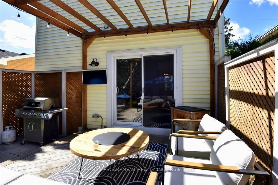 Photo 32 of 191 Bell Avenue, Hamilton, Bartonville — HOMEH