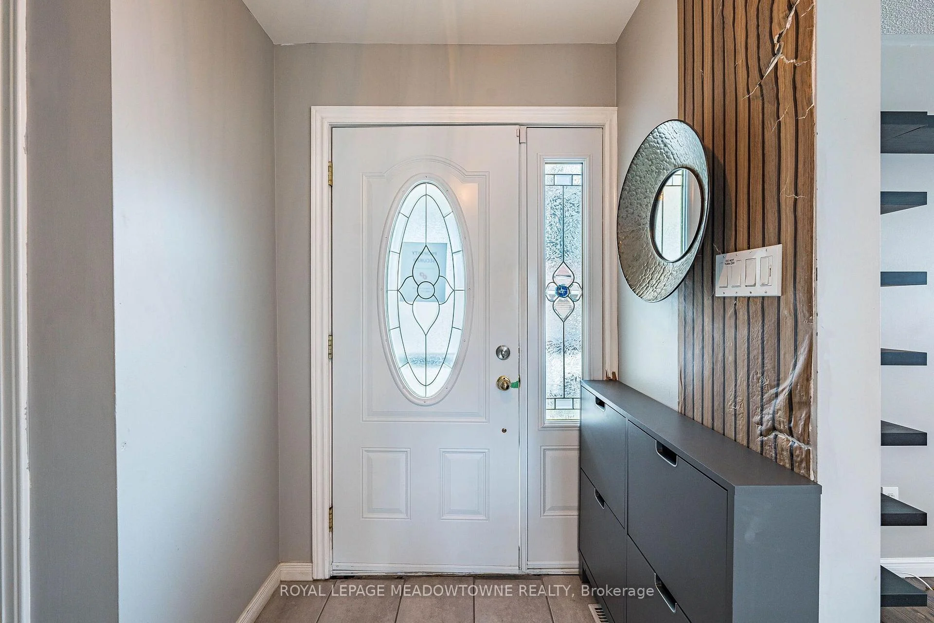 Photo 6 of 46 Reigate Avenue, Brampton, Madoc — HOMEH