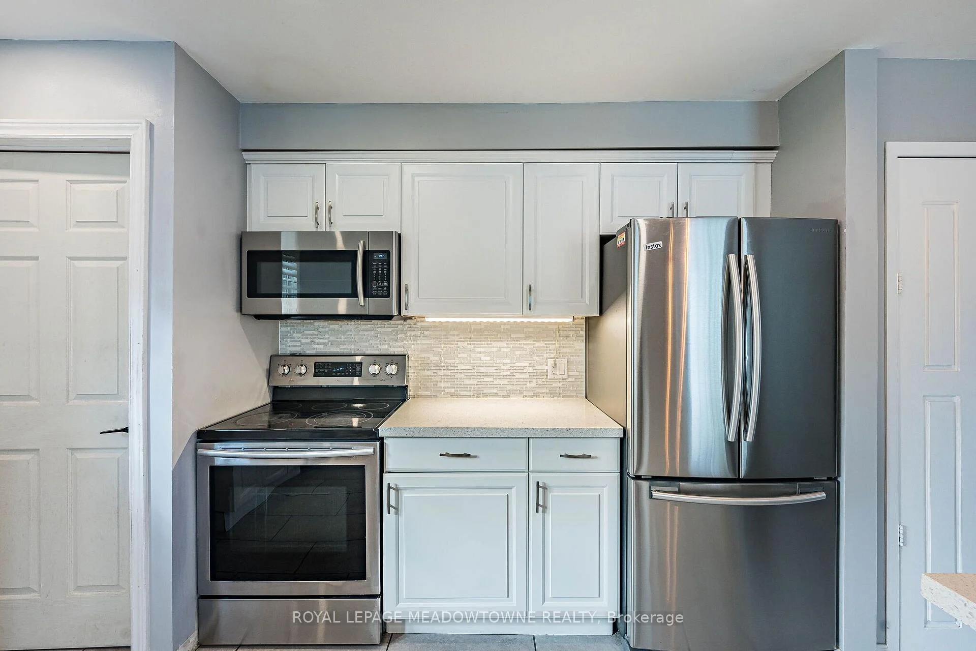 Photo 17 of 46 Reigate Avenue, Brampton, Madoc — HOMEH