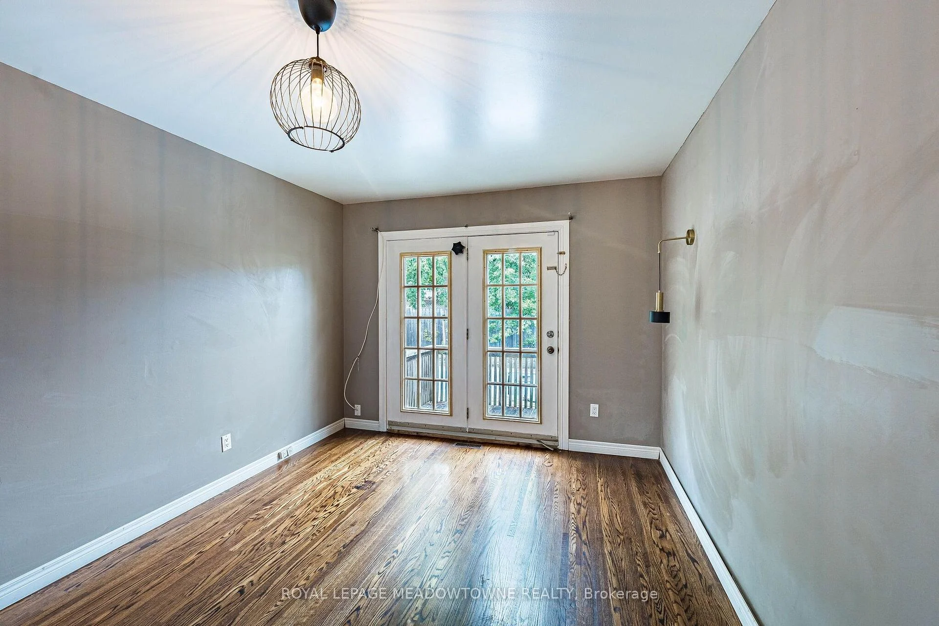 Photo 21 of 46 Reigate Avenue, Brampton, Madoc — HOMEH