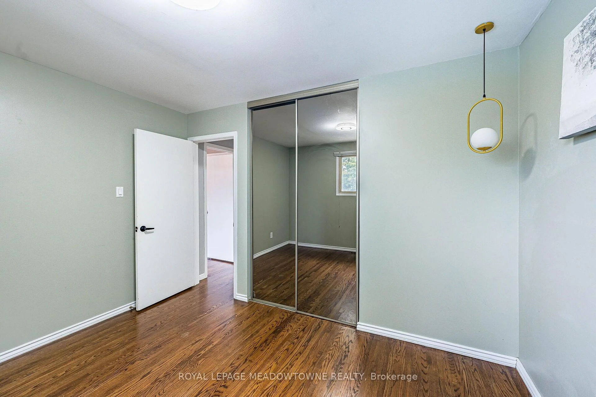 Photo 27 of 46 Reigate Avenue, Brampton, Madoc — HOMEH