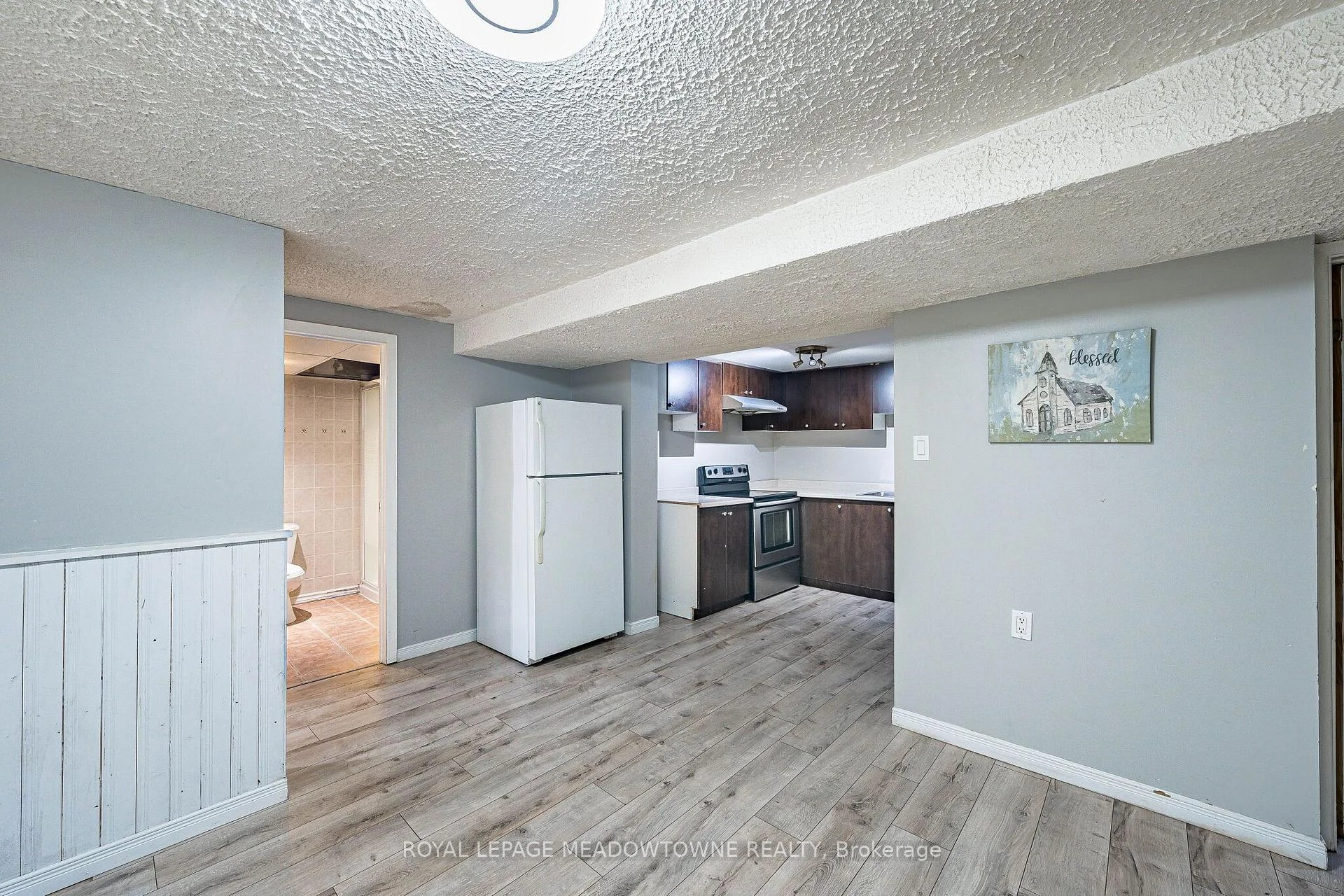 Photo 35 of 46 Reigate Avenue, Brampton, Madoc — HOMEH