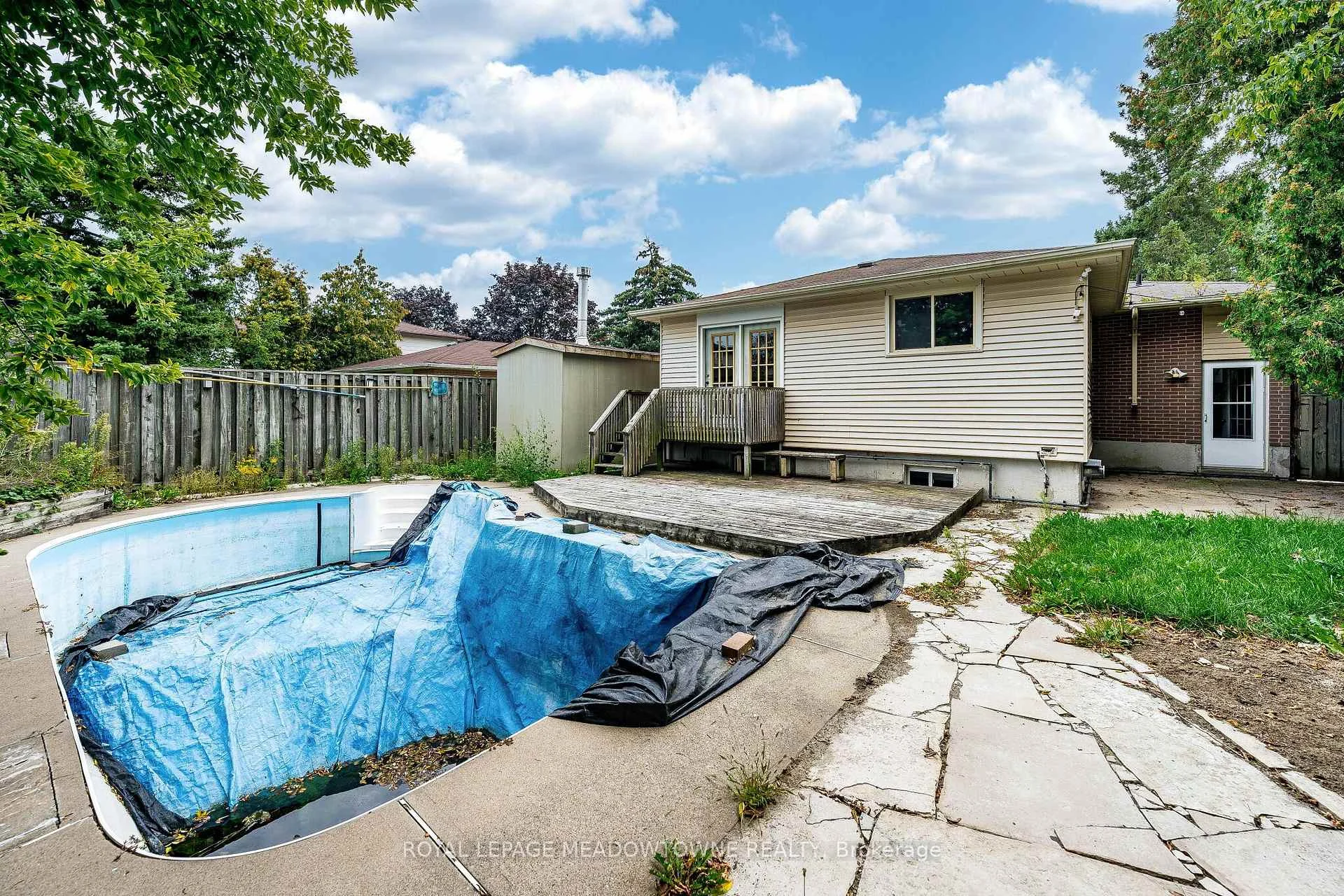 Photo 48 of 46 Reigate Avenue, Brampton, Madoc — HOMEH