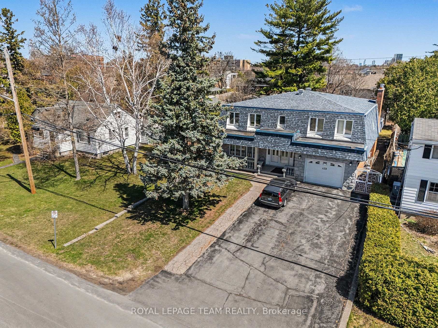 Photo 5 of 429 Ancaster Avenue, Ottawa, Woodroffe — HOMEH