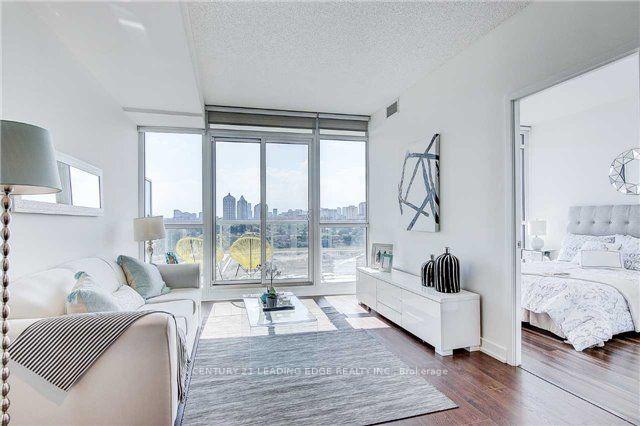 Photo 4 of Unit 2010, 121 McMahon Drive, North York, Bayview Village — HOMEH