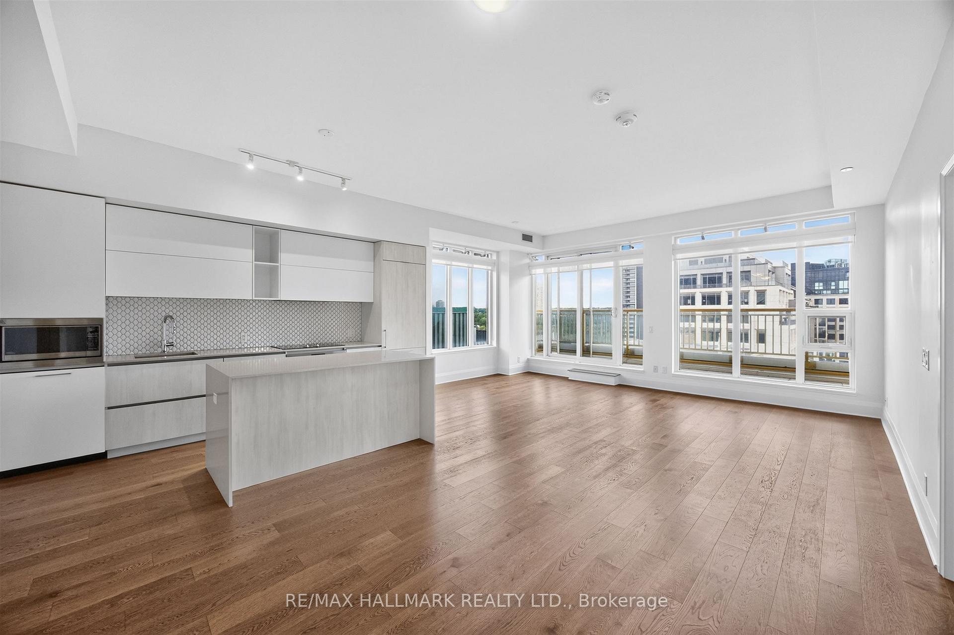 Photo 8 of Unit 803, 151 Avenue Road, Toronto, The Annex — HOMEH