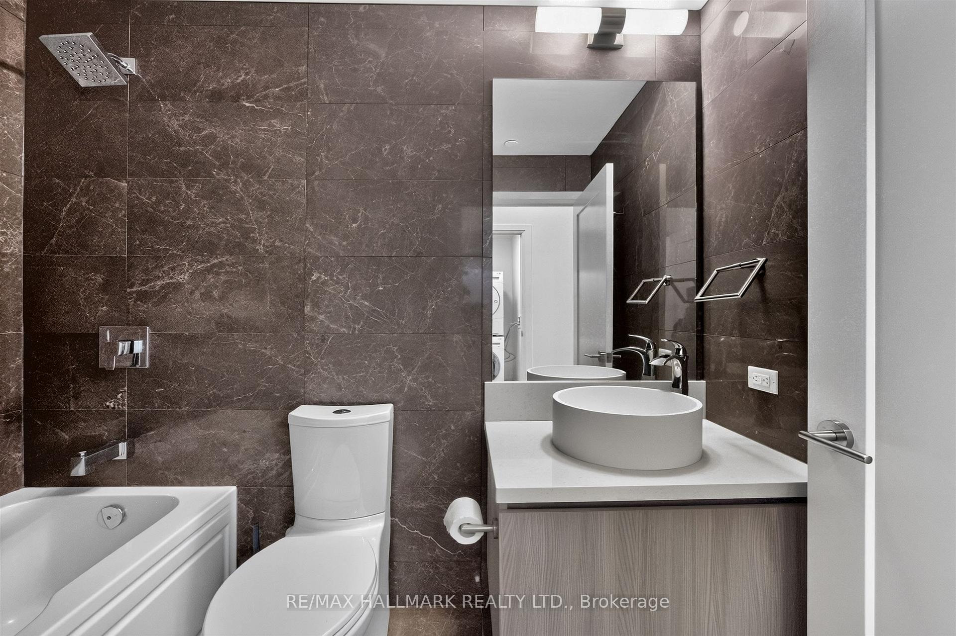Photo 17 of Unit 803, 151 Avenue Road, Toronto, The Annex — HOMEH