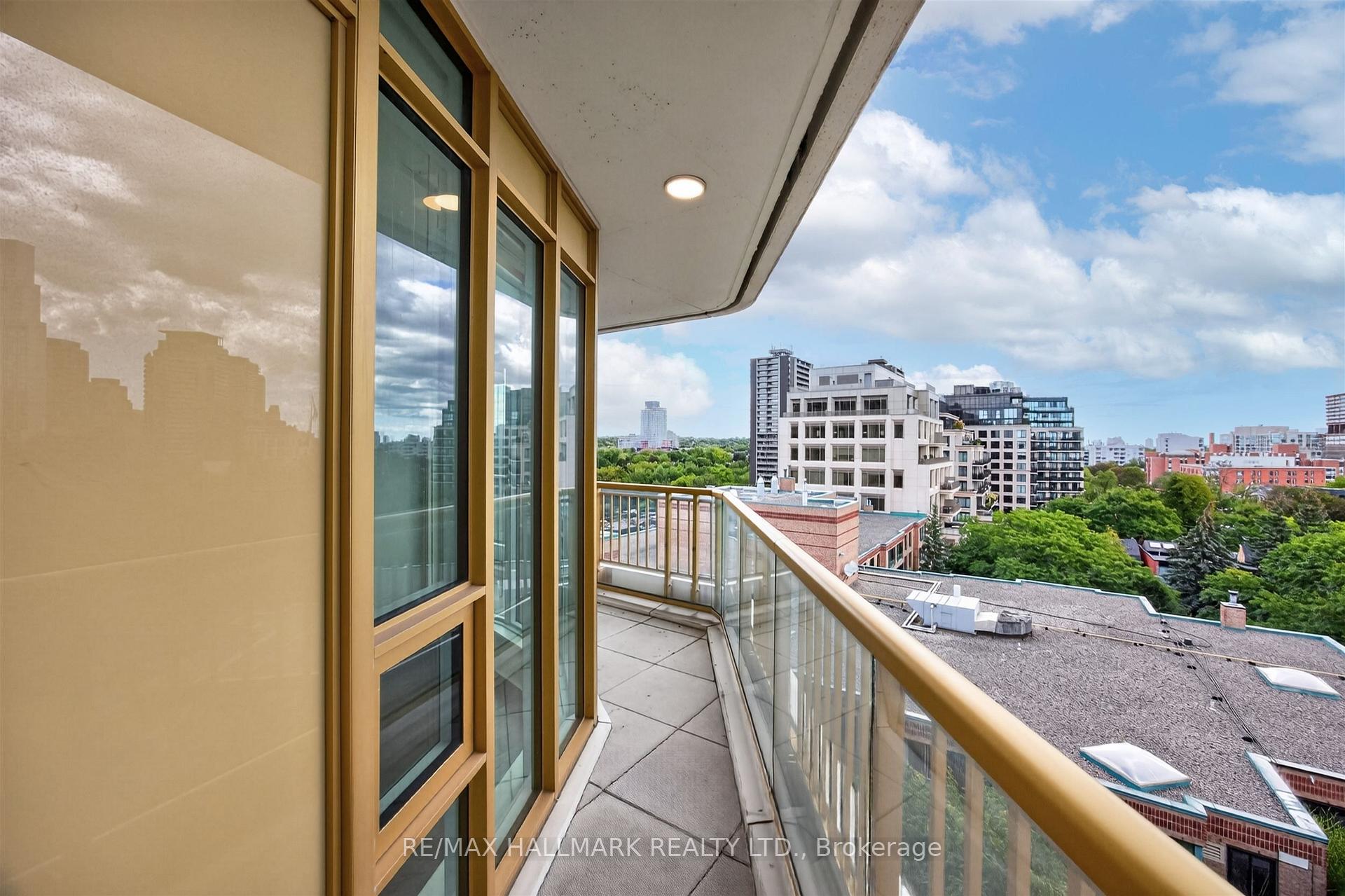 Photo 25 of Unit 803, 151 Avenue Road, Toronto, The Annex — HOMEH