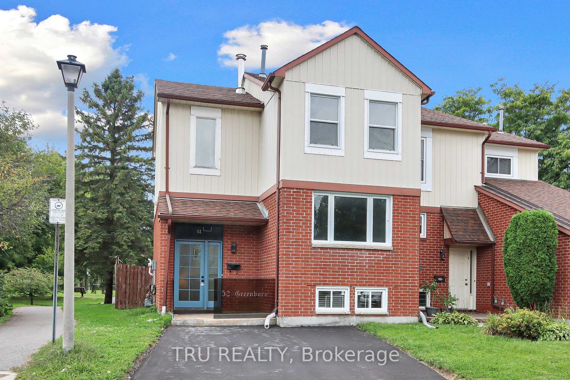 Front of 52 Greenboro Crescent