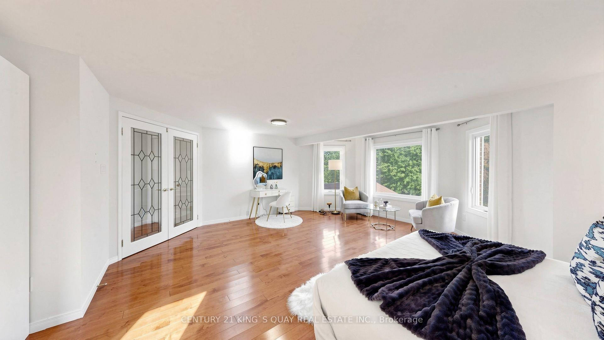 Photo 12 of 4 Carnforth Drive, Markham, Unionville — HOMEH