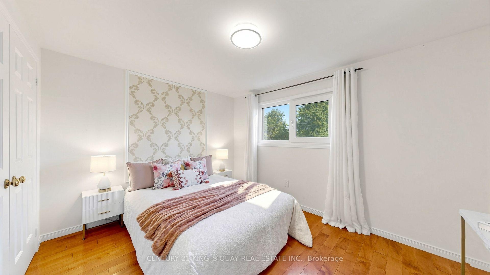 Photo 13 of 4 Carnforth Drive, Markham, Unionville — HOMEH