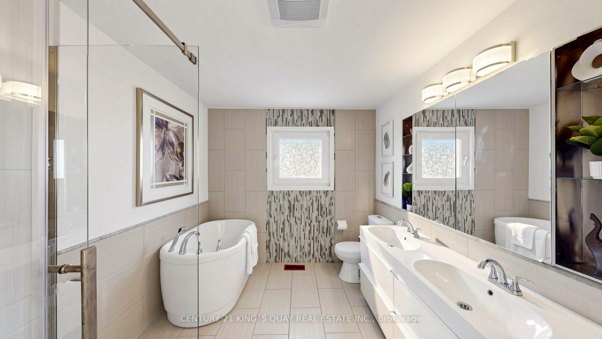 Photo 14 of 4 Carnforth Drive, Markham, Unionville — HOMEH