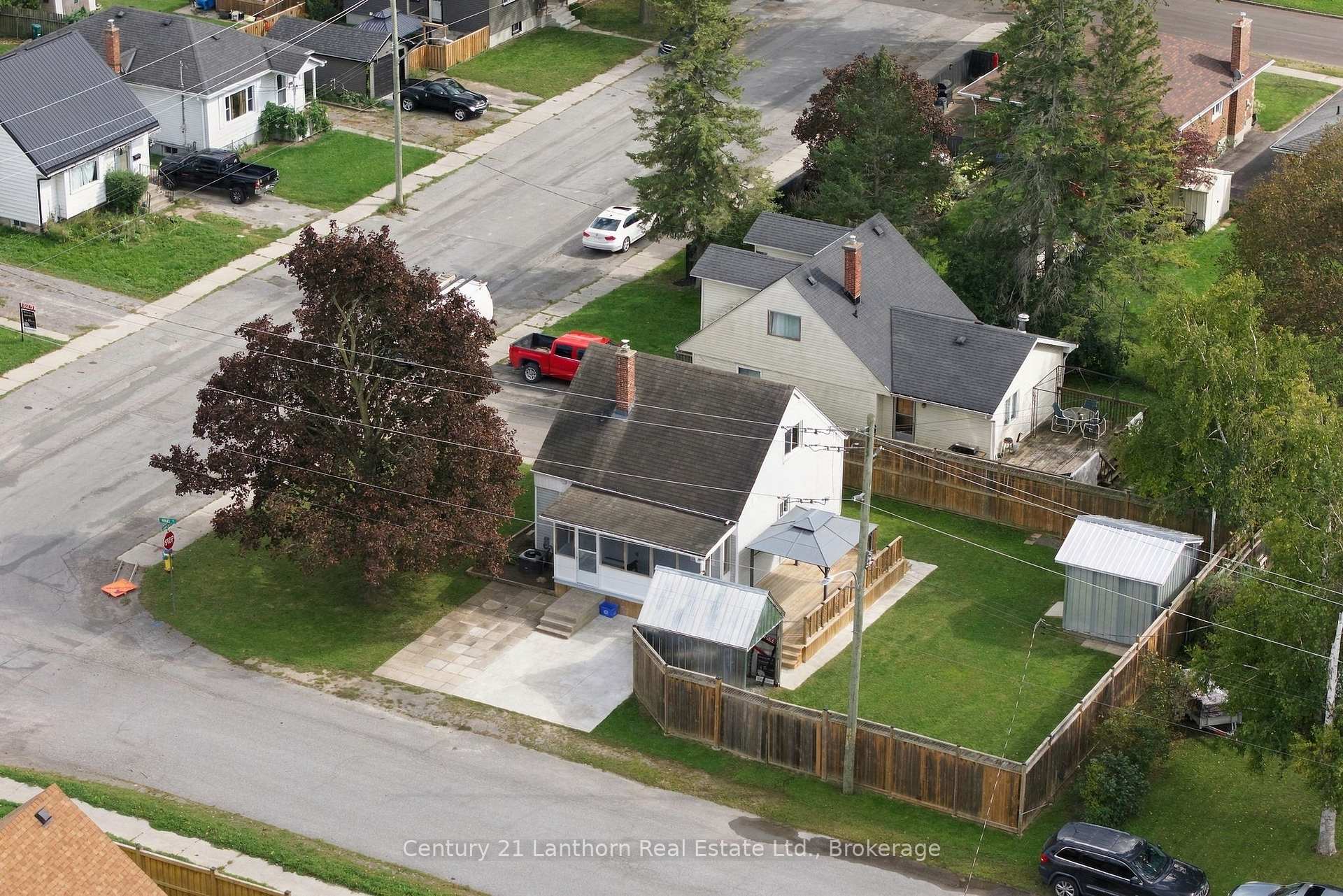 Photo 57 of 106 Humewood Drive, Belleville, Belleville Ward — HOMEH