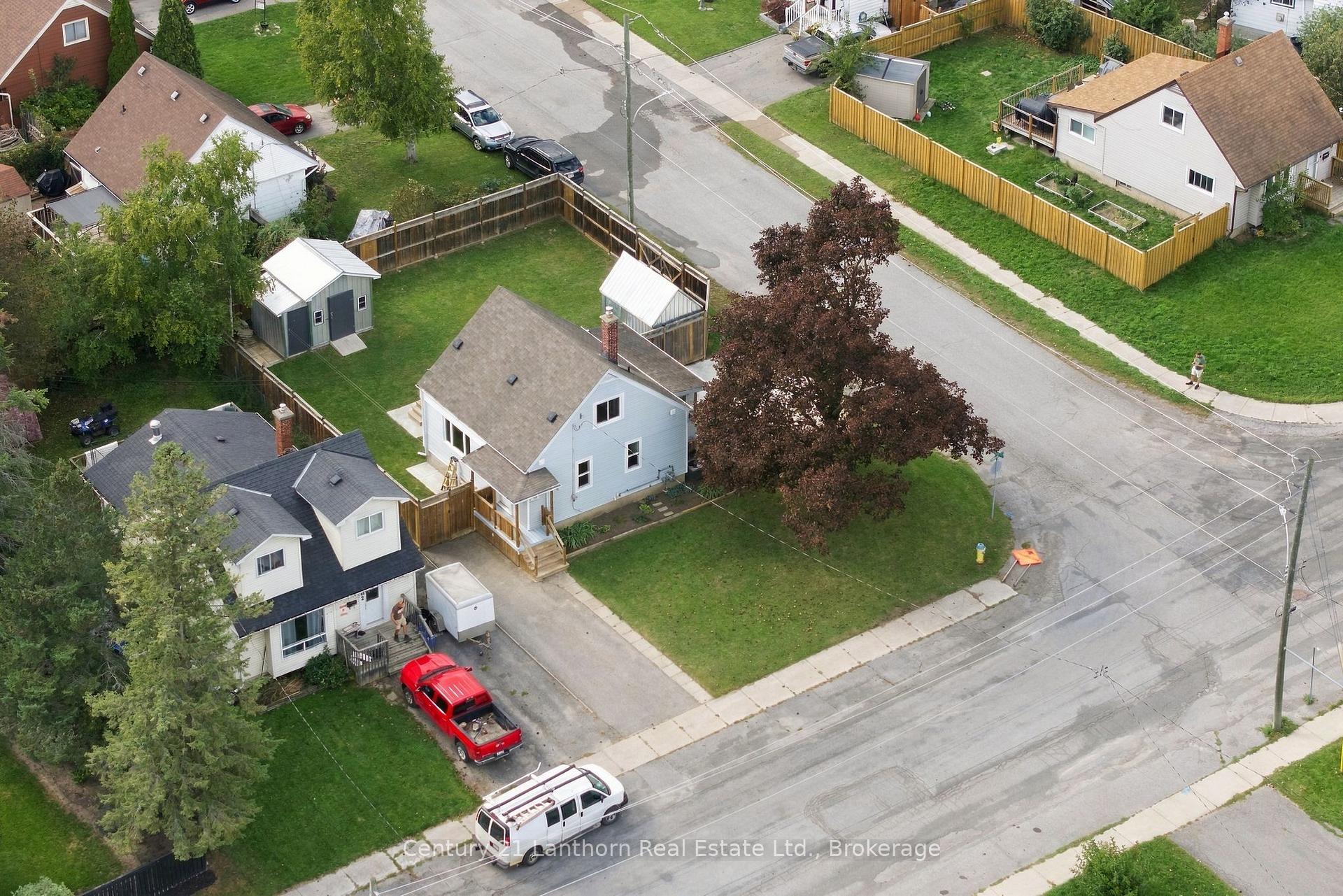 Photo 1 of 106 Humewood Drive, Belleville, Belleville Ward — HOMEH
