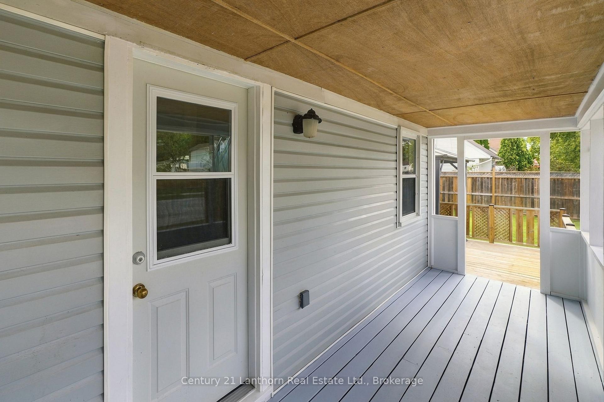 Photo 36 of 106 Humewood Drive, Belleville, Belleville Ward — HOMEH