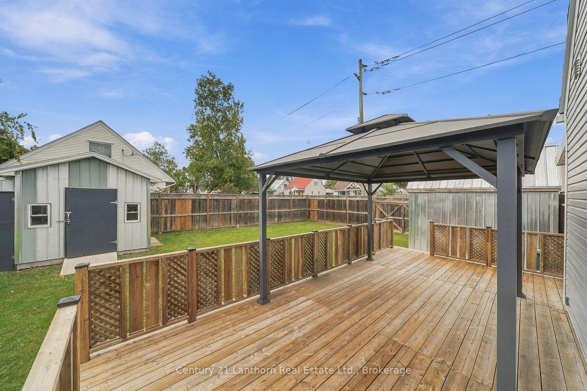 Photo 41 of 106 Humewood Drive, Belleville, Belleville Ward — HOMEH