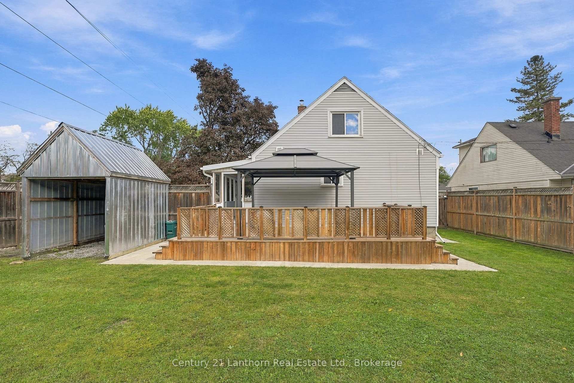 Photo 46 of 106 Humewood Drive, Belleville, Belleville Ward — HOMEH