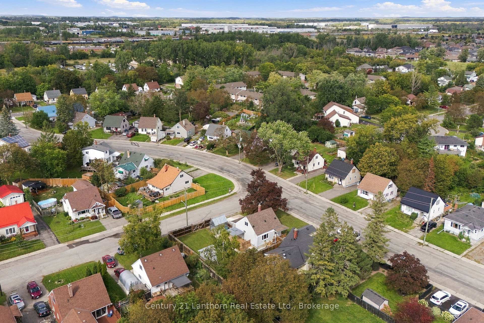 Photo 55 of 106 Humewood Drive, Belleville, Belleville Ward — HOMEH