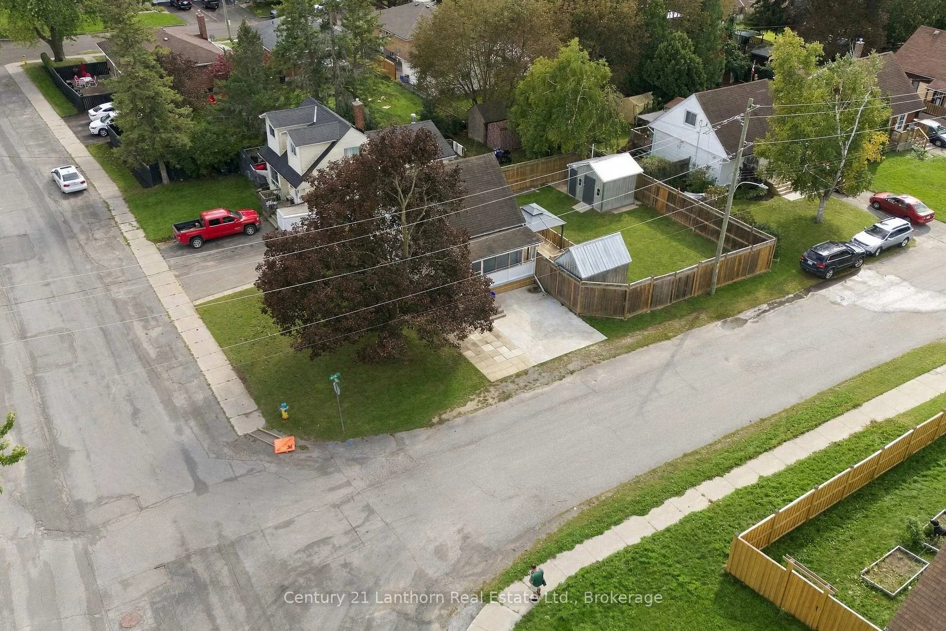 Photo 9 of 106 Humewood Drive, Belleville, Belleville Ward — HOMEH