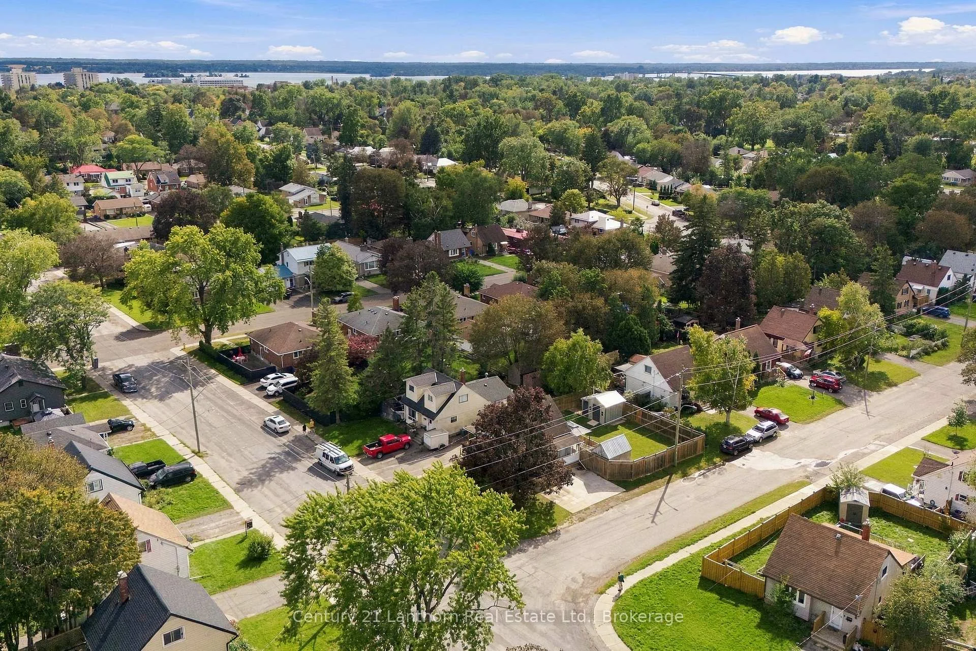 Photo 40 of 106 Humewood Drive, Belleville, Belleville Ward — HOMEH