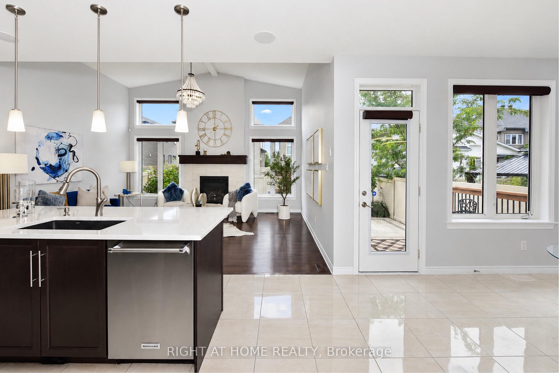 Photo 13 of 504 Breccia Heights, Ottawa, Kanata - Kanata Lakes/Heritage Hills — HOMEH