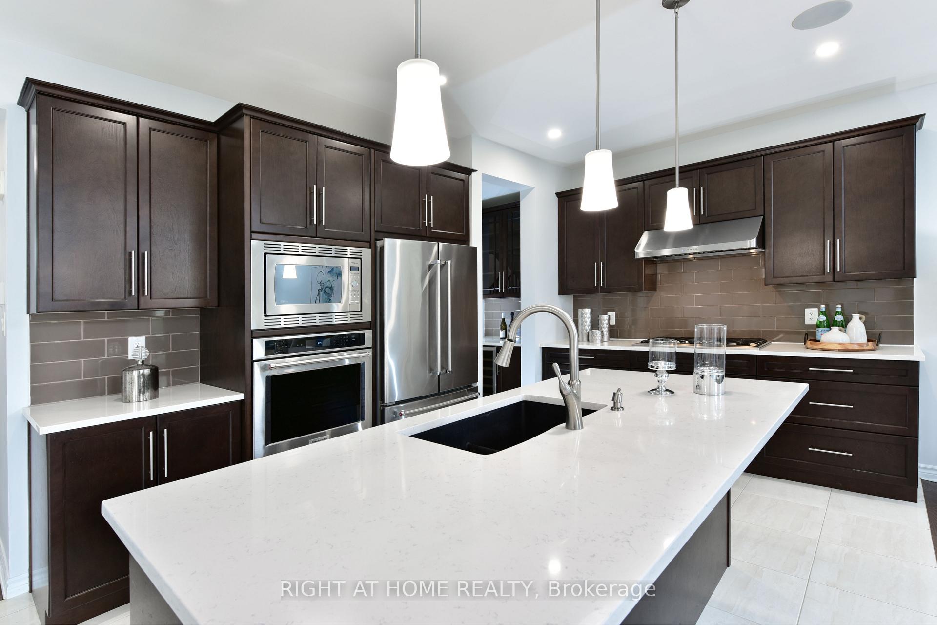 Photo 19 of 504 Breccia Heights, Ottawa, Kanata - Kanata Lakes/Heritage Hills — HOMEH