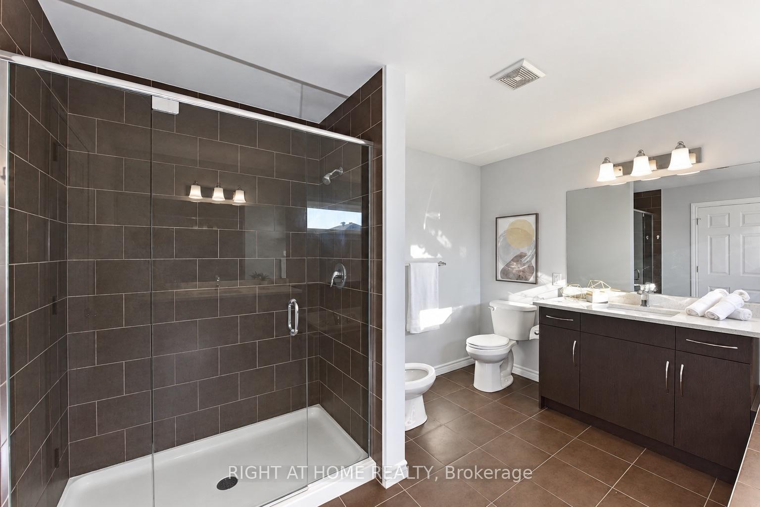 Photo 32 of 504 Breccia Heights, Ottawa, Kanata - Kanata Lakes/Heritage Hills — HOMEH