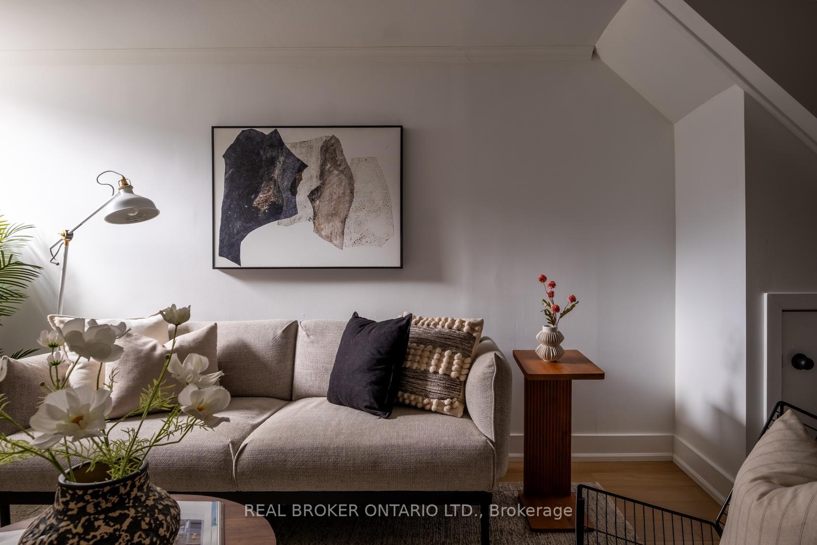 Photo 39 of 276 Gowan Avenue, Toronto, Danforth Village-East York — HOMEH