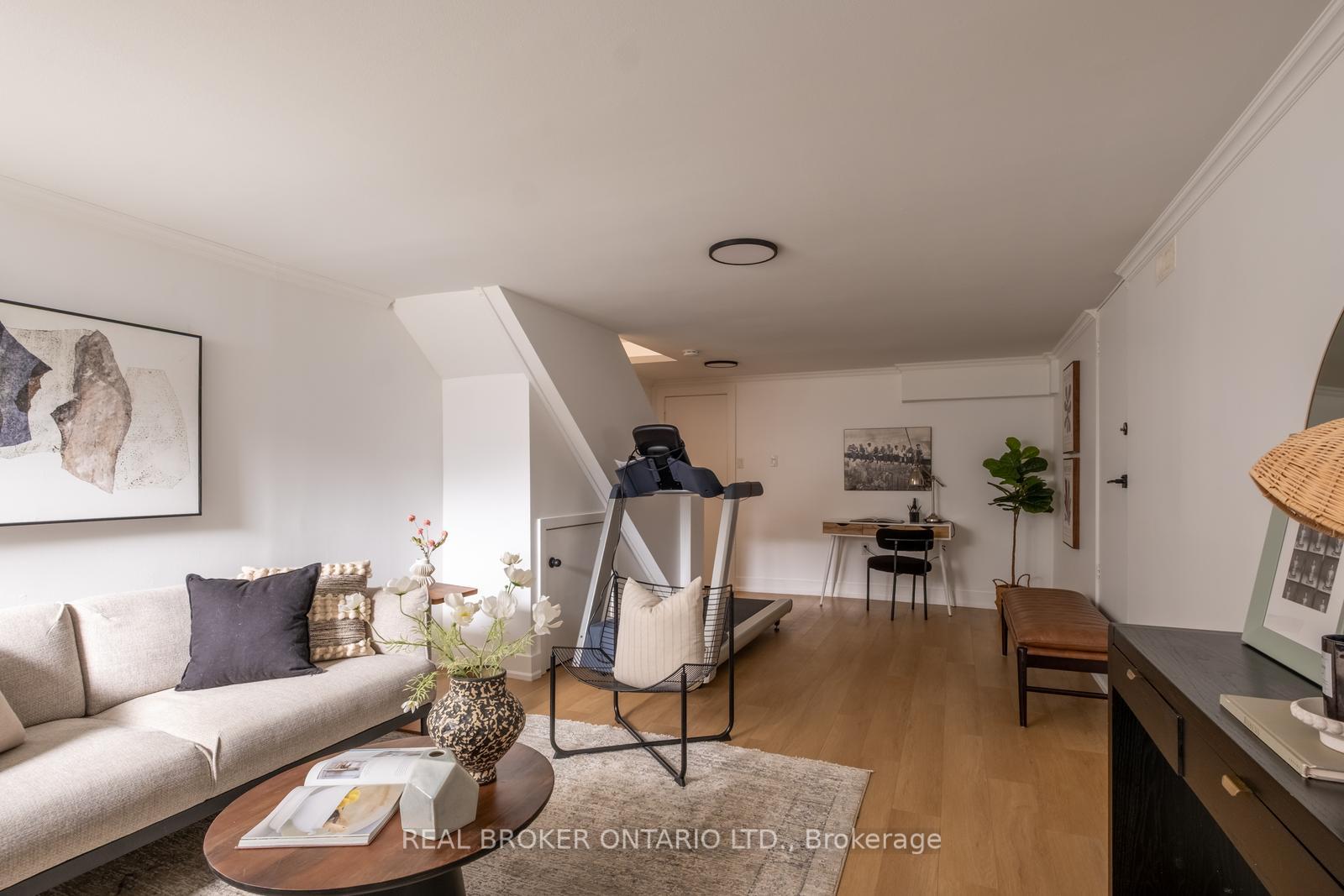 Photo 41 of 276 Gowan Avenue, Toronto, Danforth Village-East York — HOMEH