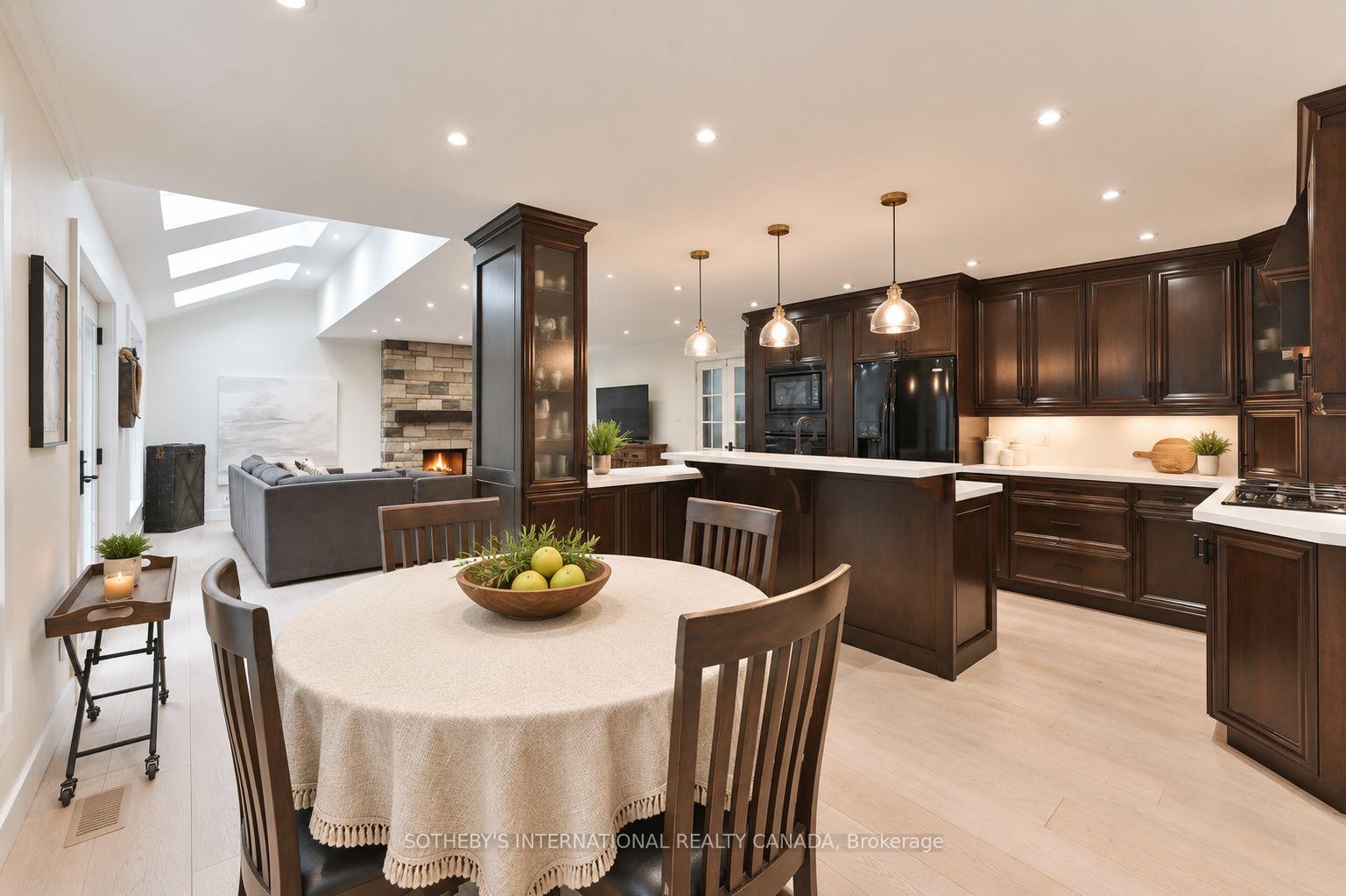 Photo 8 of 23 Hill Farm Road, King, Nobleton — HOMEH