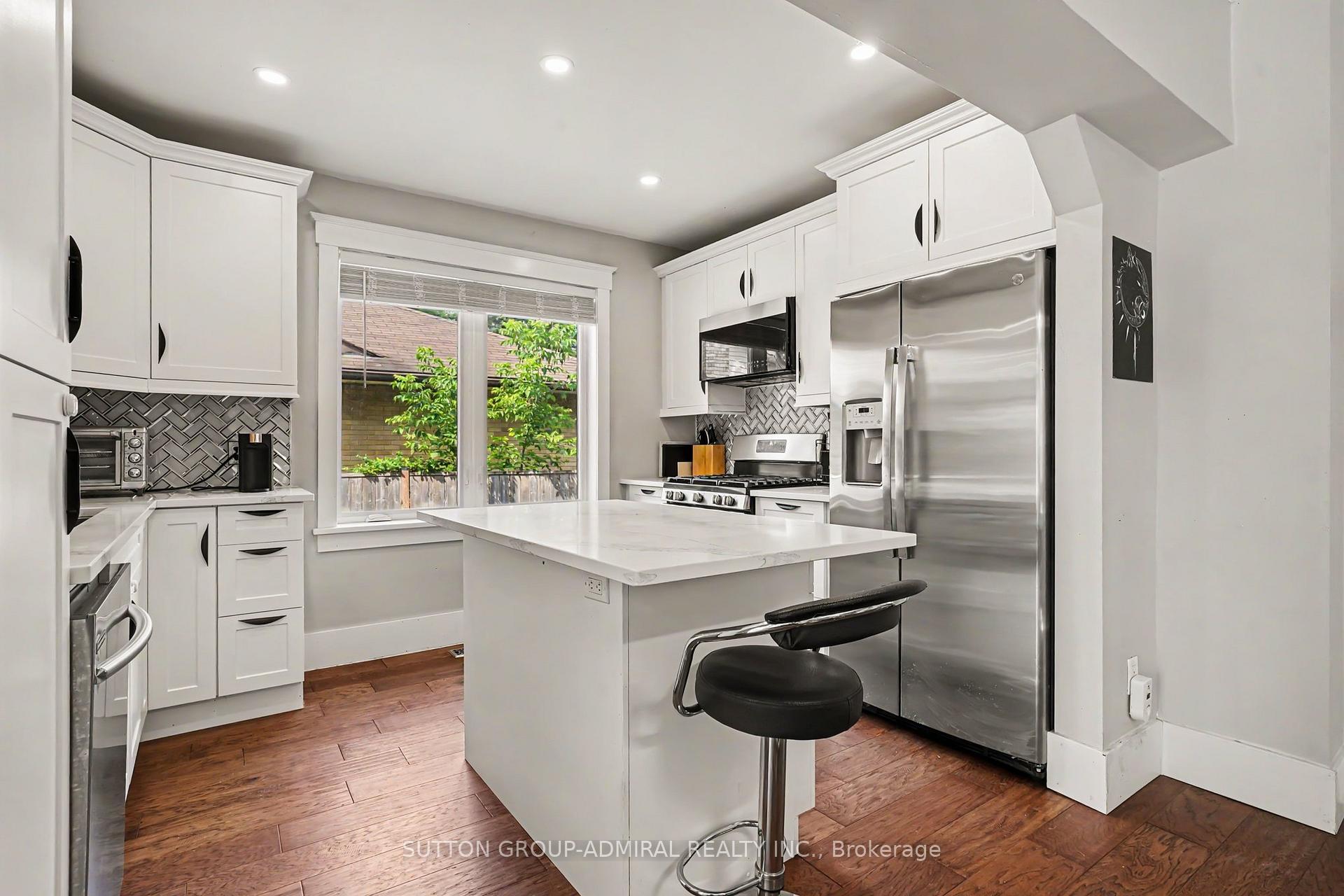 Photo 7 of 406 Stirling Avenue S, Kitchener, Southdale — HOMEH