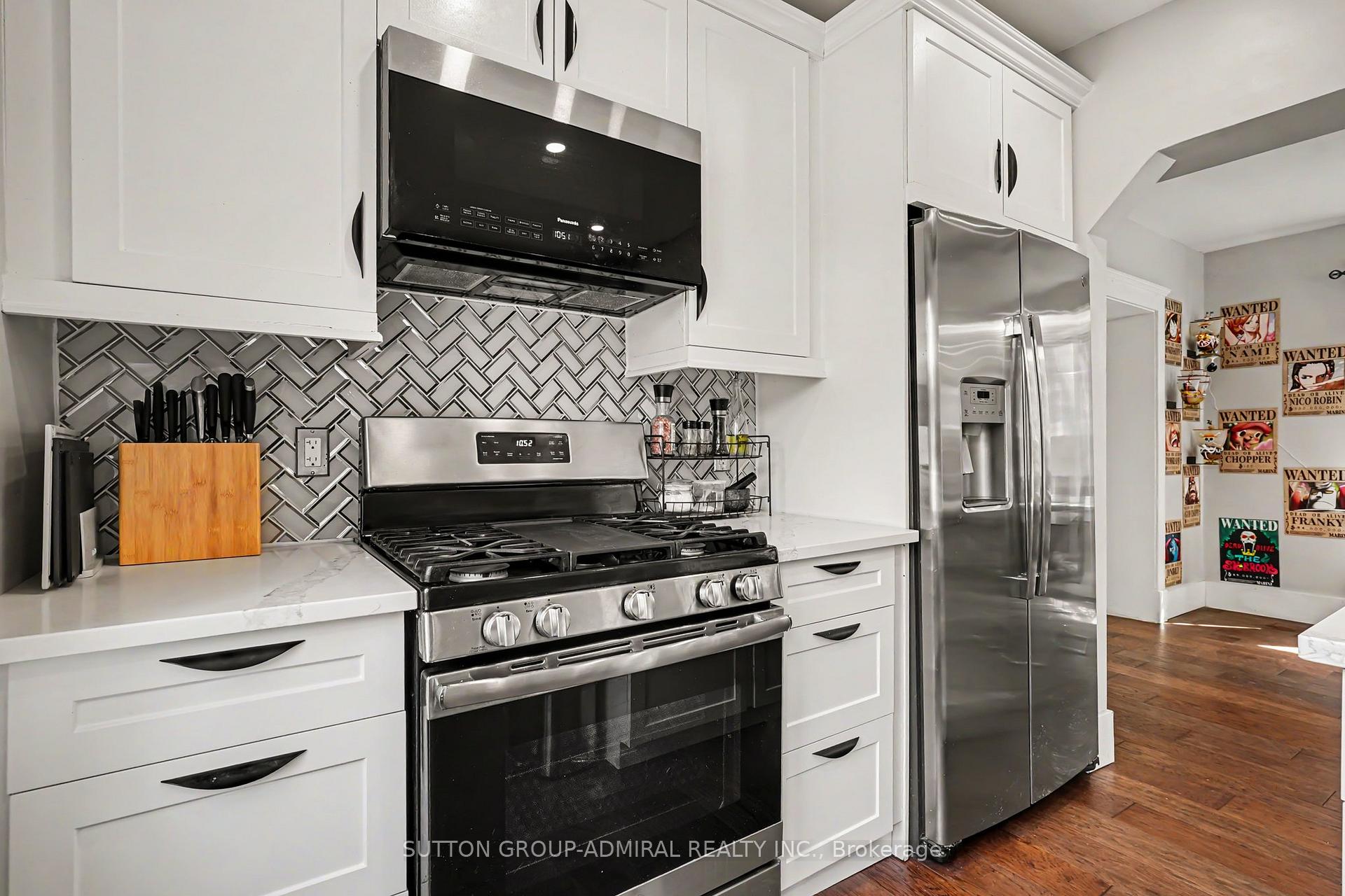 Photo 8 of 406 Stirling Avenue S, Kitchener, Southdale — HOMEH