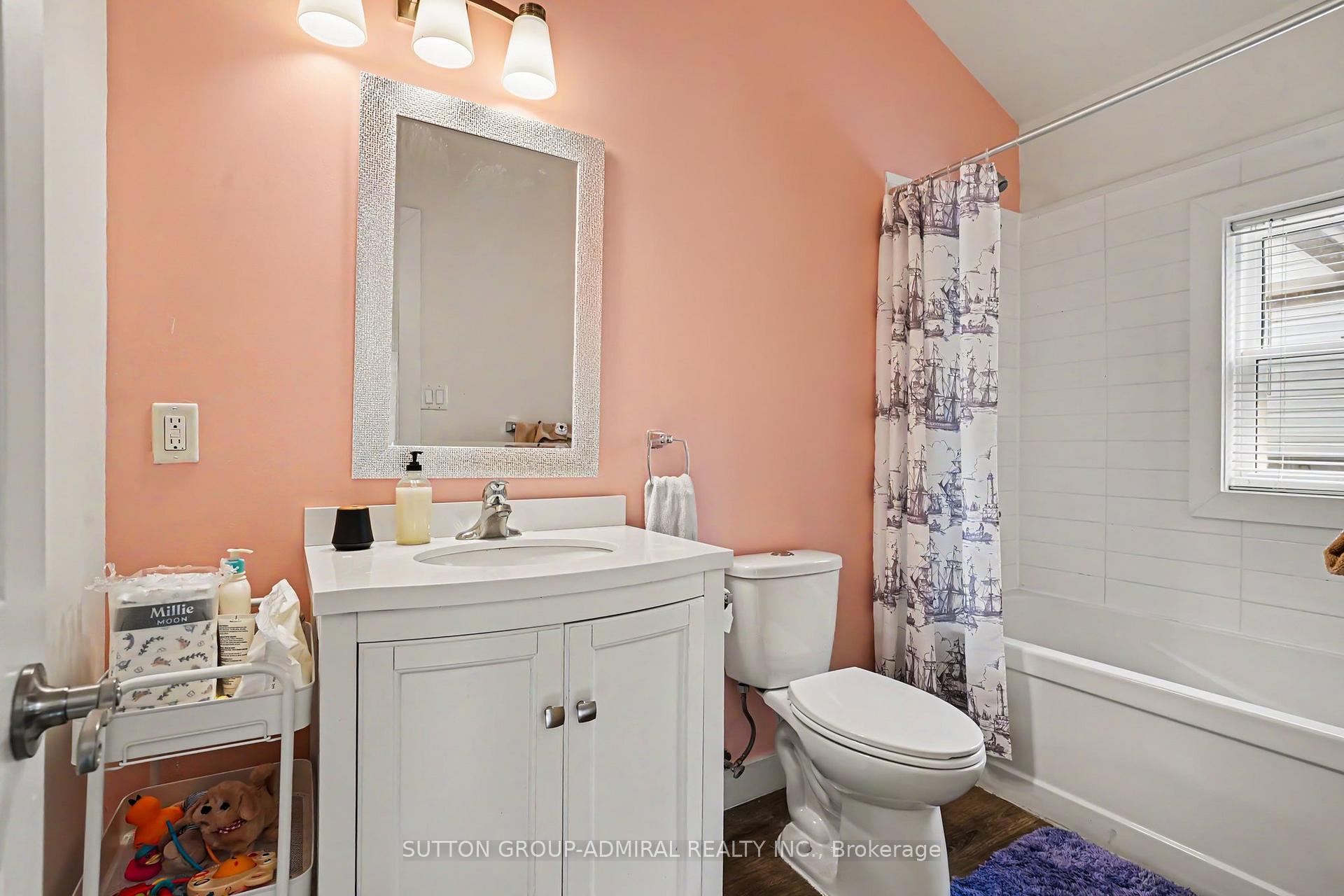 Photo 18 of 406 Stirling Avenue S, Kitchener, Southdale — HOMEH