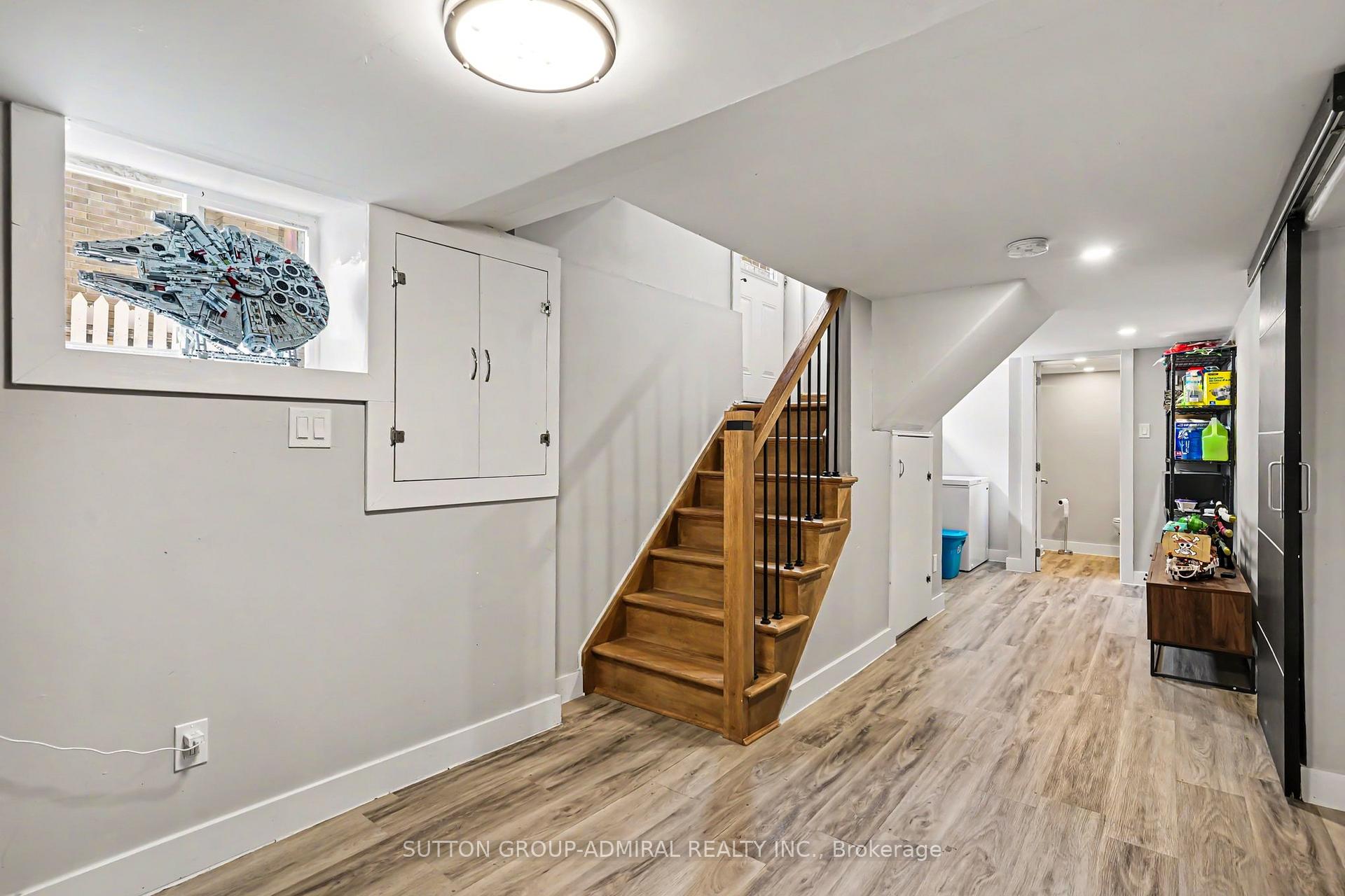 Photo 21 of 406 Stirling Avenue S, Kitchener, Southdale — HOMEH