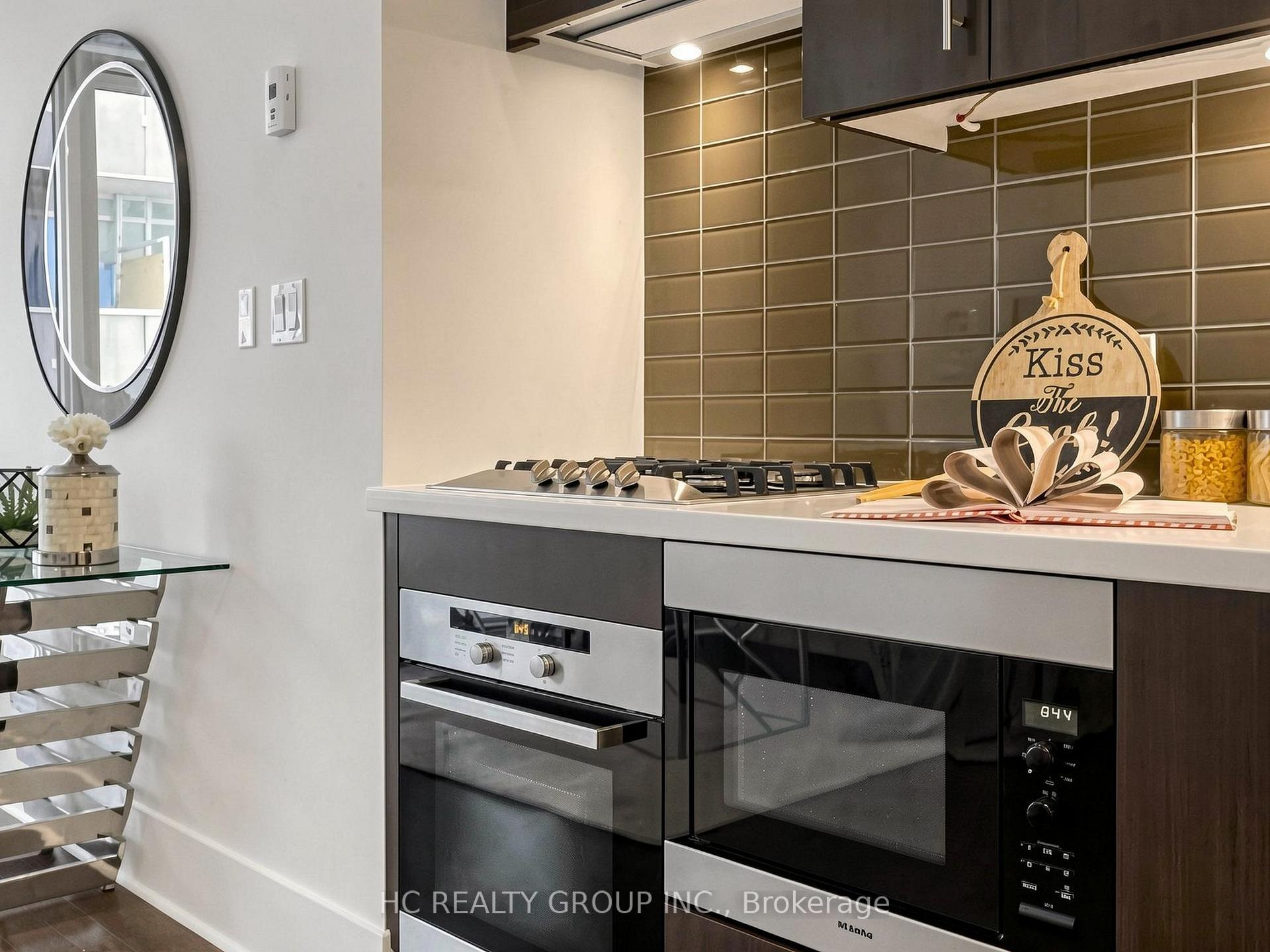 Photo 17 of Unit 602, 29 Queens Quay E, Toronto, Waterfront Communities — HOMEH