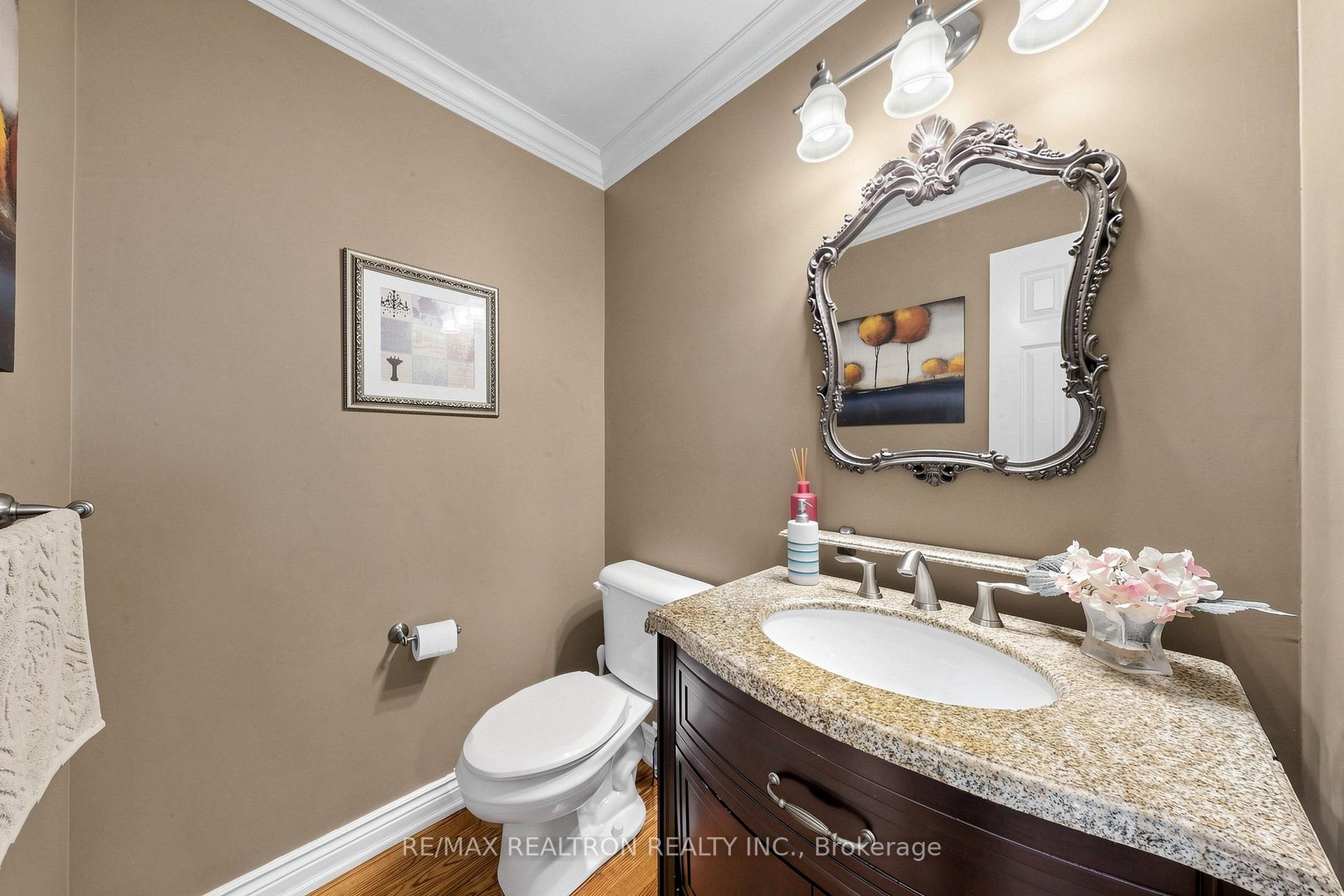 Photo 21 of 84 Ferndell Circle, Markham, Unionville — HOMEH