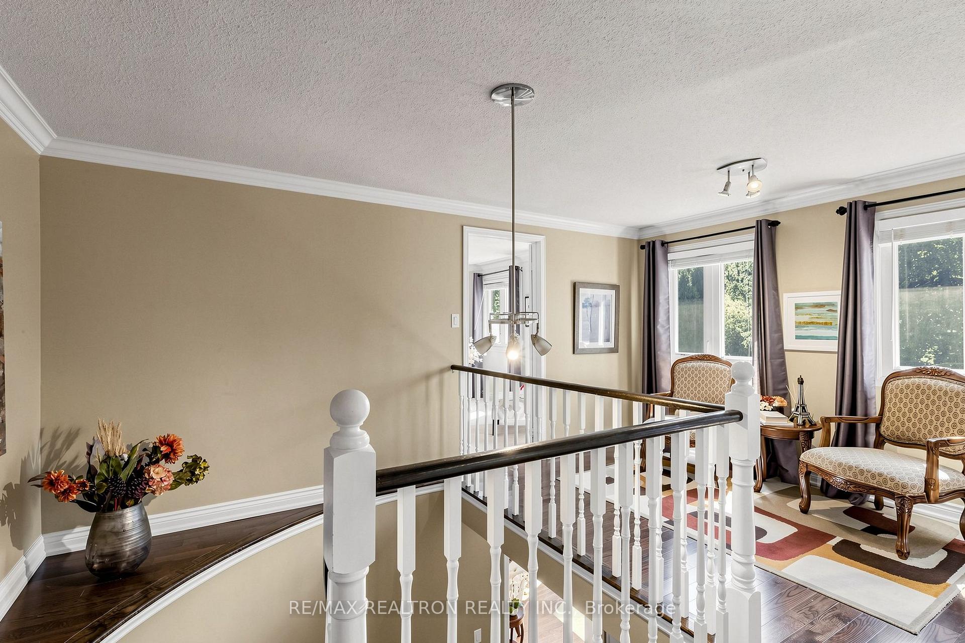 Photo 23 of 84 Ferndell Circle, Markham, Unionville — HOMEH