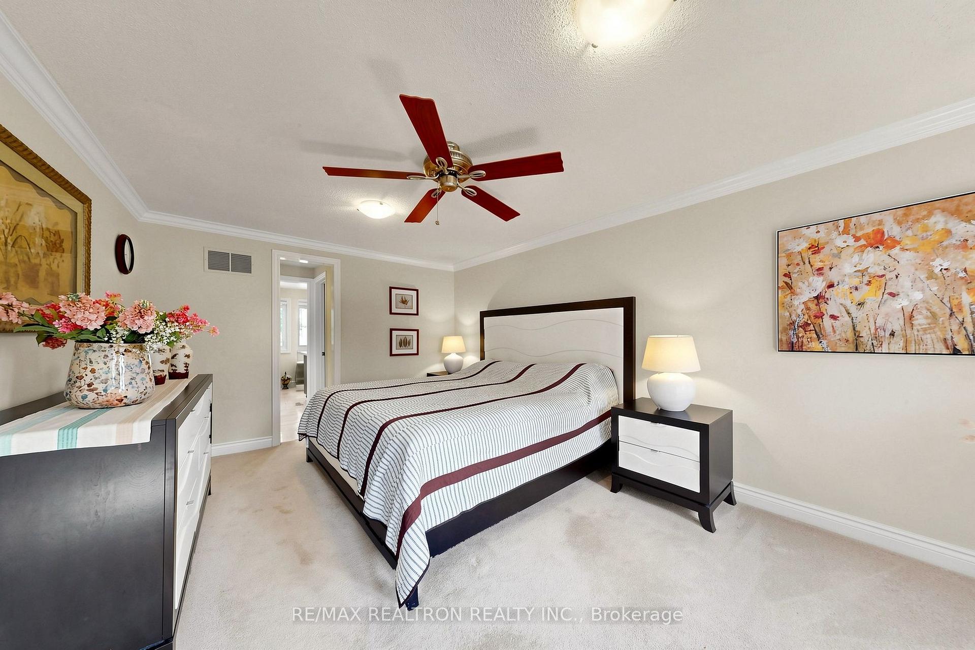 Photo 24 of 84 Ferndell Circle, Markham, Unionville — HOMEH