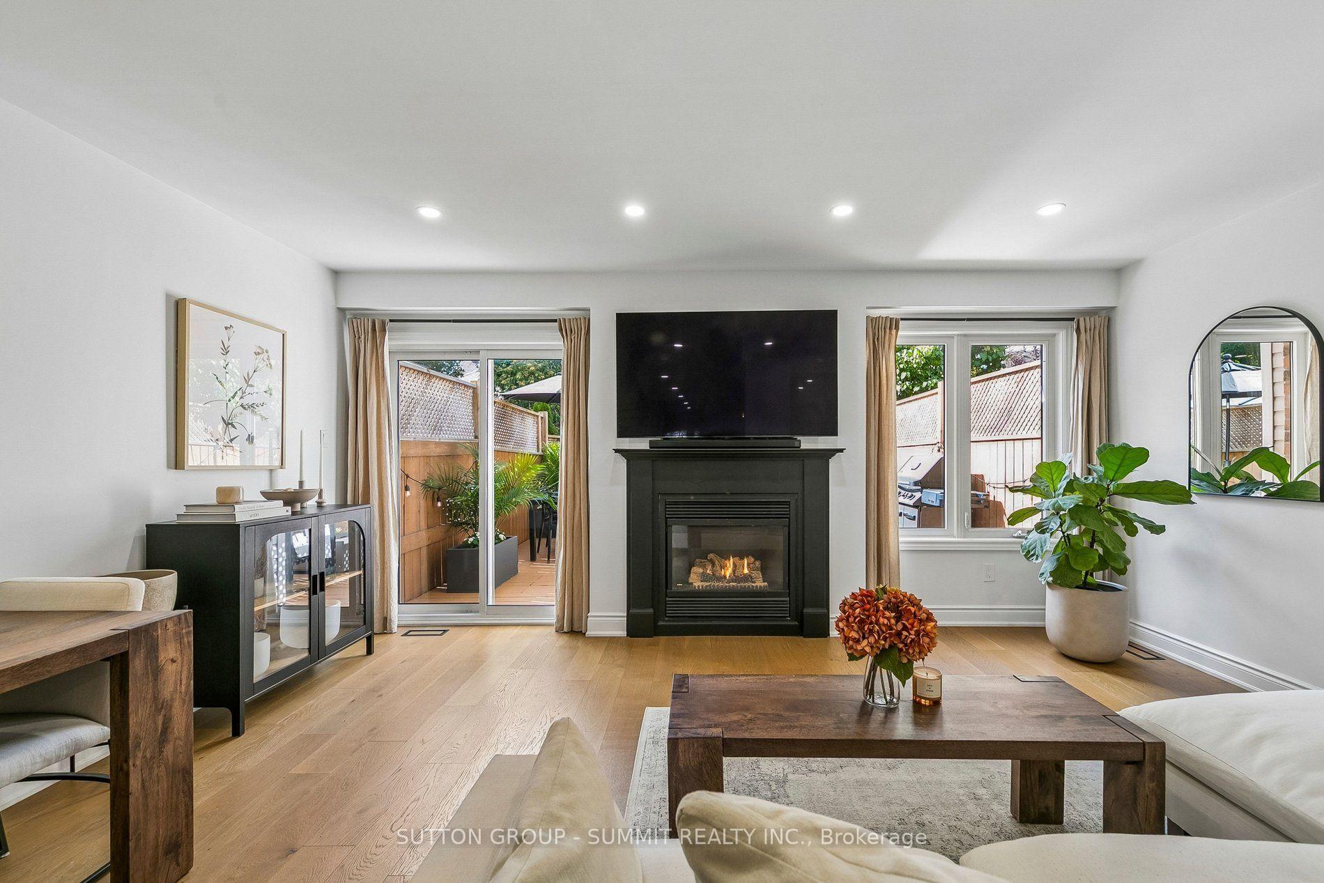 Photo 13 of 1257 Westview Terrace, Oakville, West Oak Trails — HOMEH