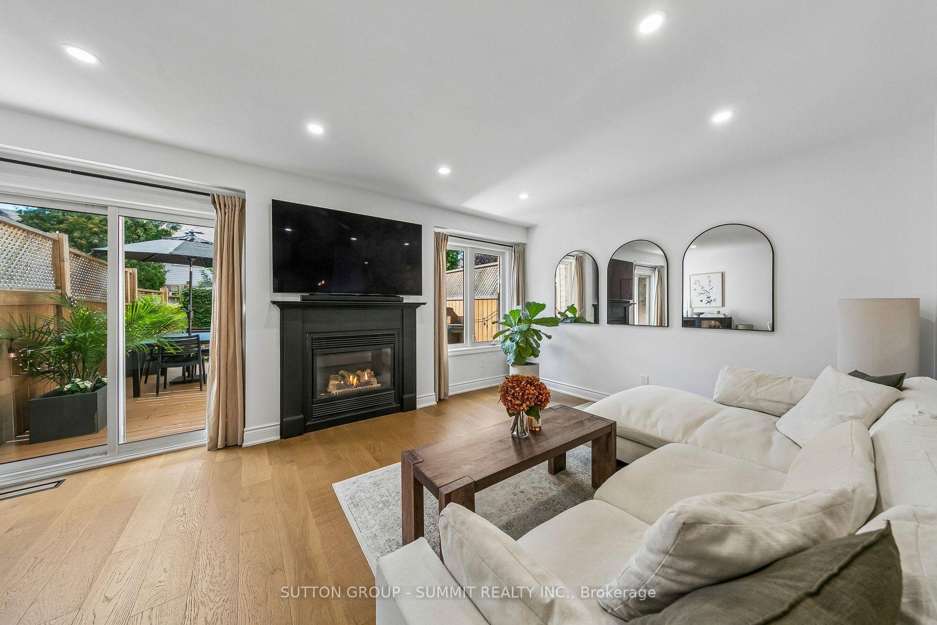 Photo 14 of 1257 Westview Terrace, Oakville, West Oak Trails — HOMEH