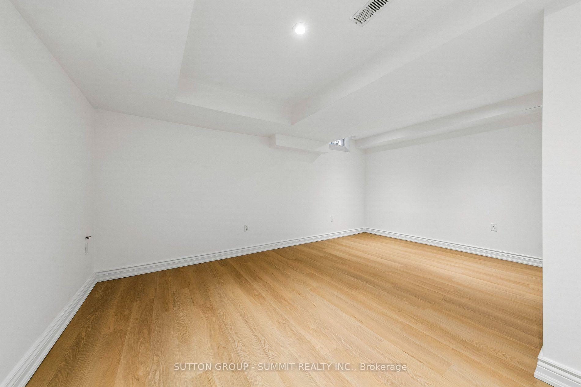 Photo 37 of 1257 Westview Terrace, Oakville, West Oak Trails — HOMEH