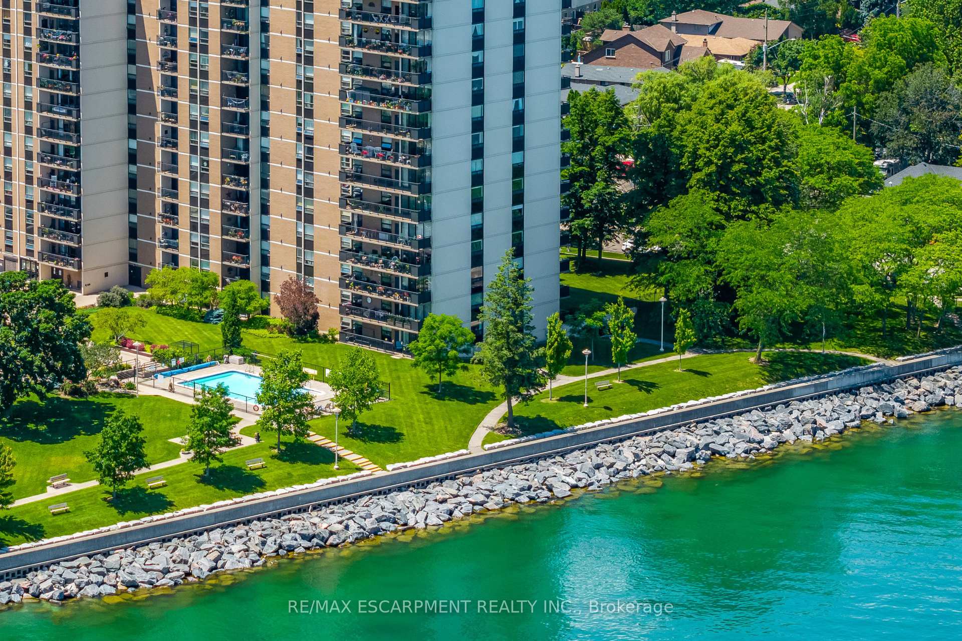 Photo 2 of Unit 1118, 500 Green Road, Hamilton, Lakeshore — HOMEH